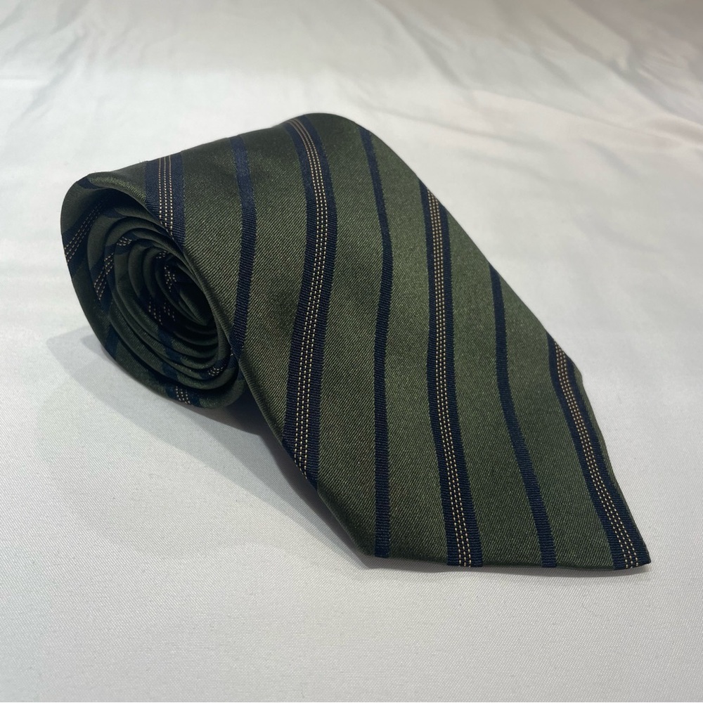 Banana Republic Made in Italy Green Stripe Silk Tie Men’s Tie‎ office formal